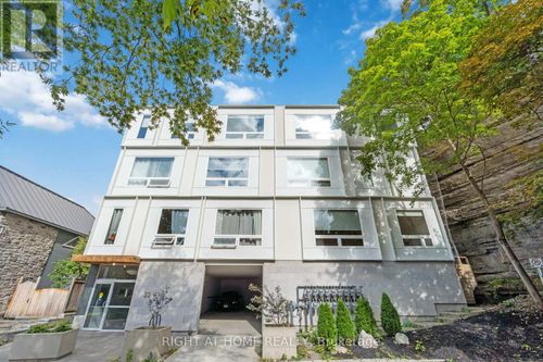 305-22 Perkins St, Ottawa, ON, K1R7G5 | Card Image