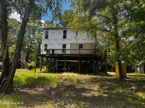765 River Bend Dr, Burgaw, NC, 28425-7948 | Card Image