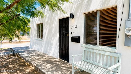 714 N San Pedro St, Las Cruces, NM, 88001-3471 | Card Image