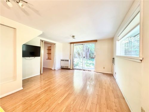 b-301 N Fletcher Ave, Fayetteville, AR, 72701-4498 | Card Image