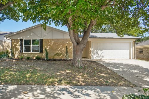 6517 Ridglea Dr, Watauga, TX, 76148-1753 | Card Image