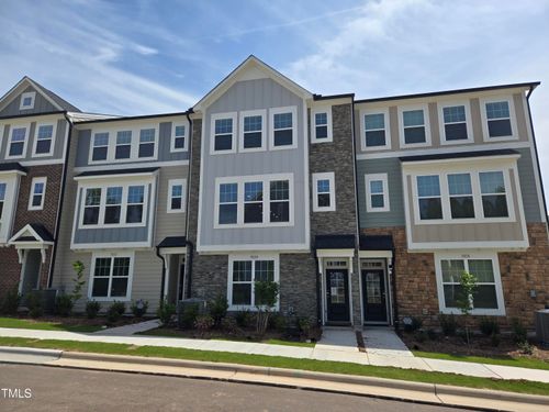 47-3020 Freewinds Way, Cary, NC, 27519-5597 | Card Image