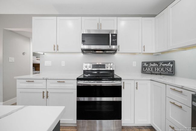 103 - 1500 Ranch Road 1431, Condo with 2 bedrooms, 1 bathrooms and null parking in Kingsland TX | Image 13