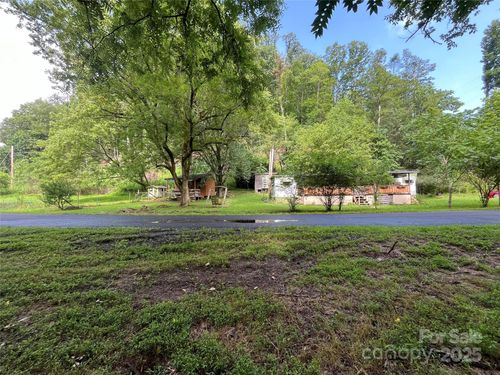 791 Lower Shut In Rd, Hot Springs, NC, 28743-9633 | Card Image