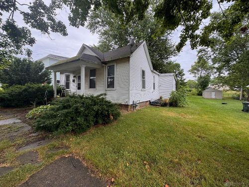 861 E Market St, Xenia, OH, 45385-3124 | Card Image