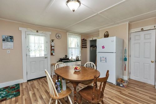 15 Main St, Allenstown, NH, 03275-2103 | Card Image