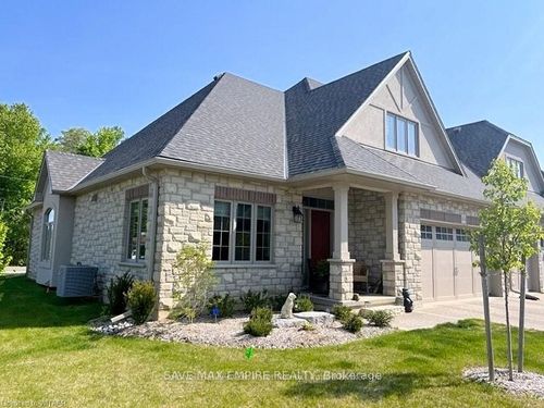 404-5 Wood Haven Dr, Tillsonburg, ON, N4G0A8 | Card Image