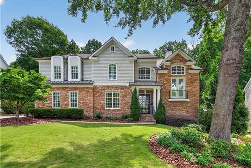 800 Lake Summit Dr, Sandy Springs, GA, 30342-1975 | Card Image