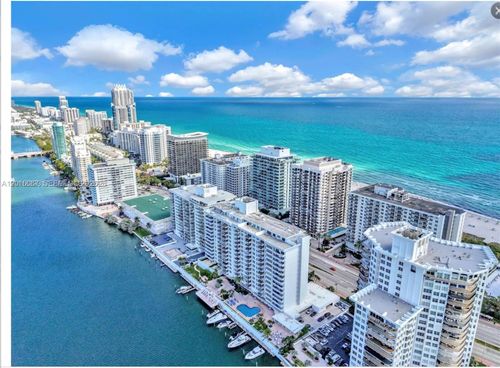 3h-5700 Collins Ave, Miami Beach, FL, 33140-2303 | Card Image