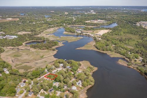 4 Wren Ter, Wareham, MA, 02571-1512 | Card Image