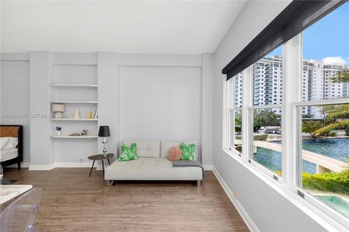 3d-2421 Lake Pancoast Dr, Miami Beach, FL, 33140 | Card Image