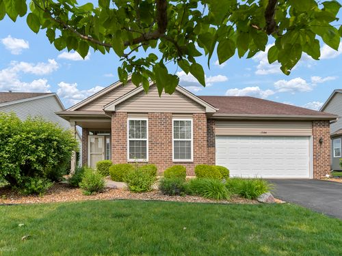 17104 Manitoba, Lockport, IL, 60441-4824 | Card Image