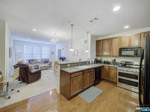 8217 Sanctuary Blvd, Riverdale, NJ, 07457-1640 | Card Image