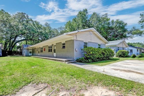 1523 N Avalon Cir, Charleston, SC, 29407-3684 | Card Image