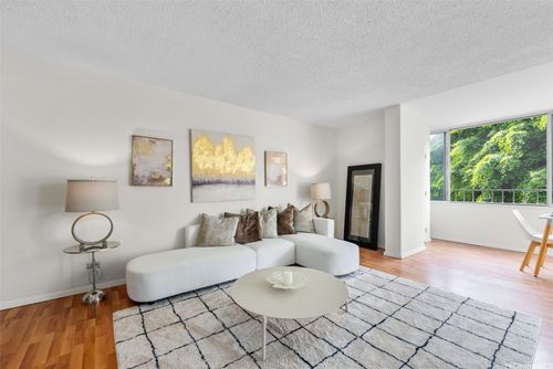 505-1400 Pensacola St, Honolulu, HI, 96822-3812 | Card Image