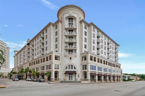 apt-417-2030 S Douglas Rd, Coral Gables, FL, 33134-4620 | Card Image