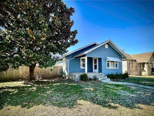 1811 Andrews St, Winfield, KS, 67156-5046 | Card Image