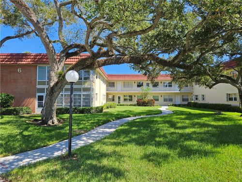 103-6 Vista Palm Ln, Vero Beach, FL, 32962-4608 | Card Image