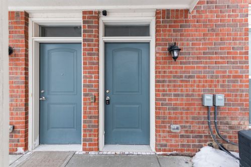 51876 E Pointe Lane, Chesterfield Township, MI, 48051 | Card Image