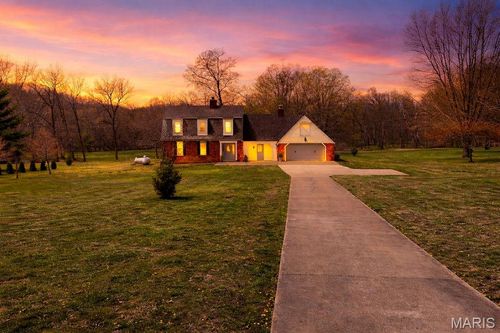 2775 Old Fredericktown Rd, Farmington, MO, 63640-7507 | Card Image