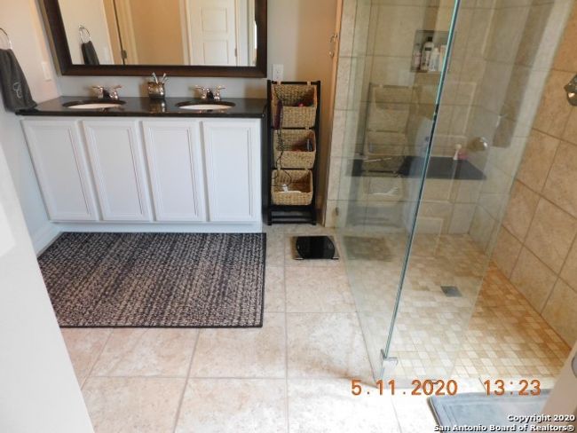 717 Morgan Run, House other with 4 bedrooms, 2 bathrooms and null parking in Cibolo TX | Image 14
