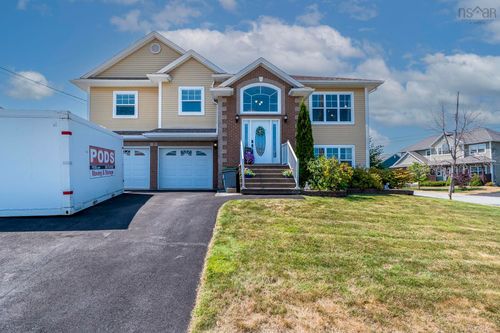 5 Lucy Crt, Middle Sackville, NS, B4E0C8 | Card Image