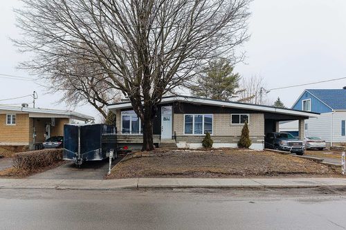 383 20e Avenue, Saint Jérôme, QC, J7Z3W6 | Card Image