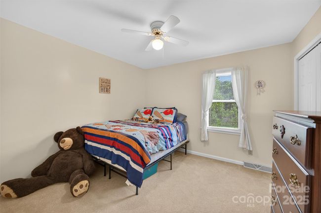Bedroom 3 | Image 19