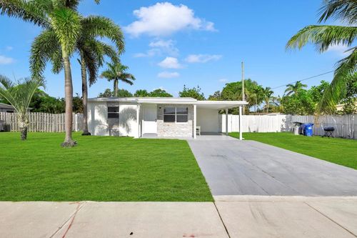 2533 Ne 12th Ter, Pompano Beach, FL, 33064-6907 | Card Image