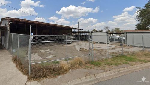 a-2201 W Houston Ave, McAllen, TX, 78501-7234 | Card Image
