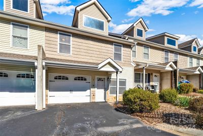 11 English Ivy Road, Townhouse with 3 bedrooms, 2 bathrooms and null parking in Asheville NC | Image 2