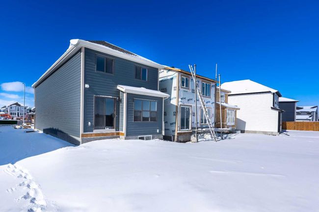 66 Magnolia Court Se, Home with 3 bedrooms, 2 bathrooms and 2 parking in Calgary AB | Image 39
