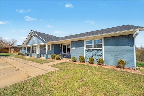 3-903, 905, 907 W Banz Road, Rogers, AR, 72758 | Card Image