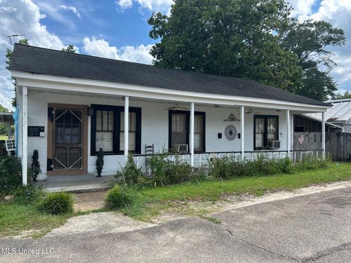 67 Main Ave, Brooklyn, MS, 39425-9757 | Card Image