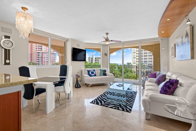 APT-505 - 2001 N Ocean Blvd, Condo with 2 bedrooms, 2 bathrooms and null parking in Fort Lauderdale FL | Image 13