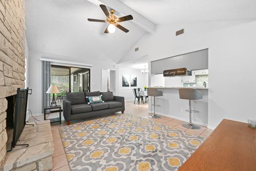 a-275 Mooring Cir, Lakeway, TX, 78734-4037 | Card Image