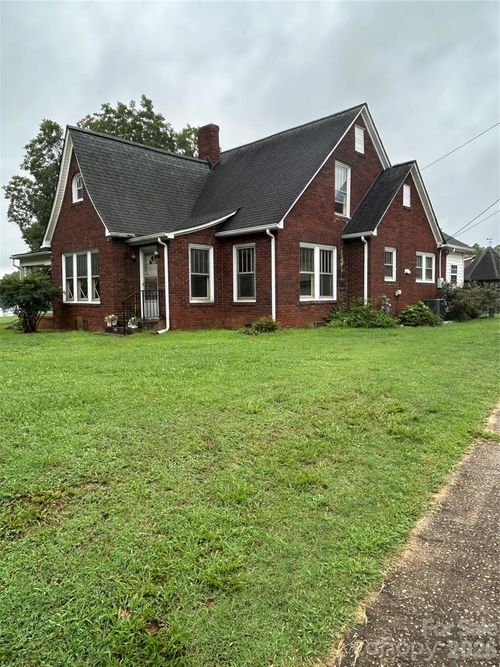 2435 Sherrills Ford Rd, Salisbury, NC, 28147-8086 | Card Image