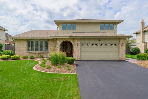 621 Vanderbilt Dr, New Lenox, IL, 60451-3825 | Card Image