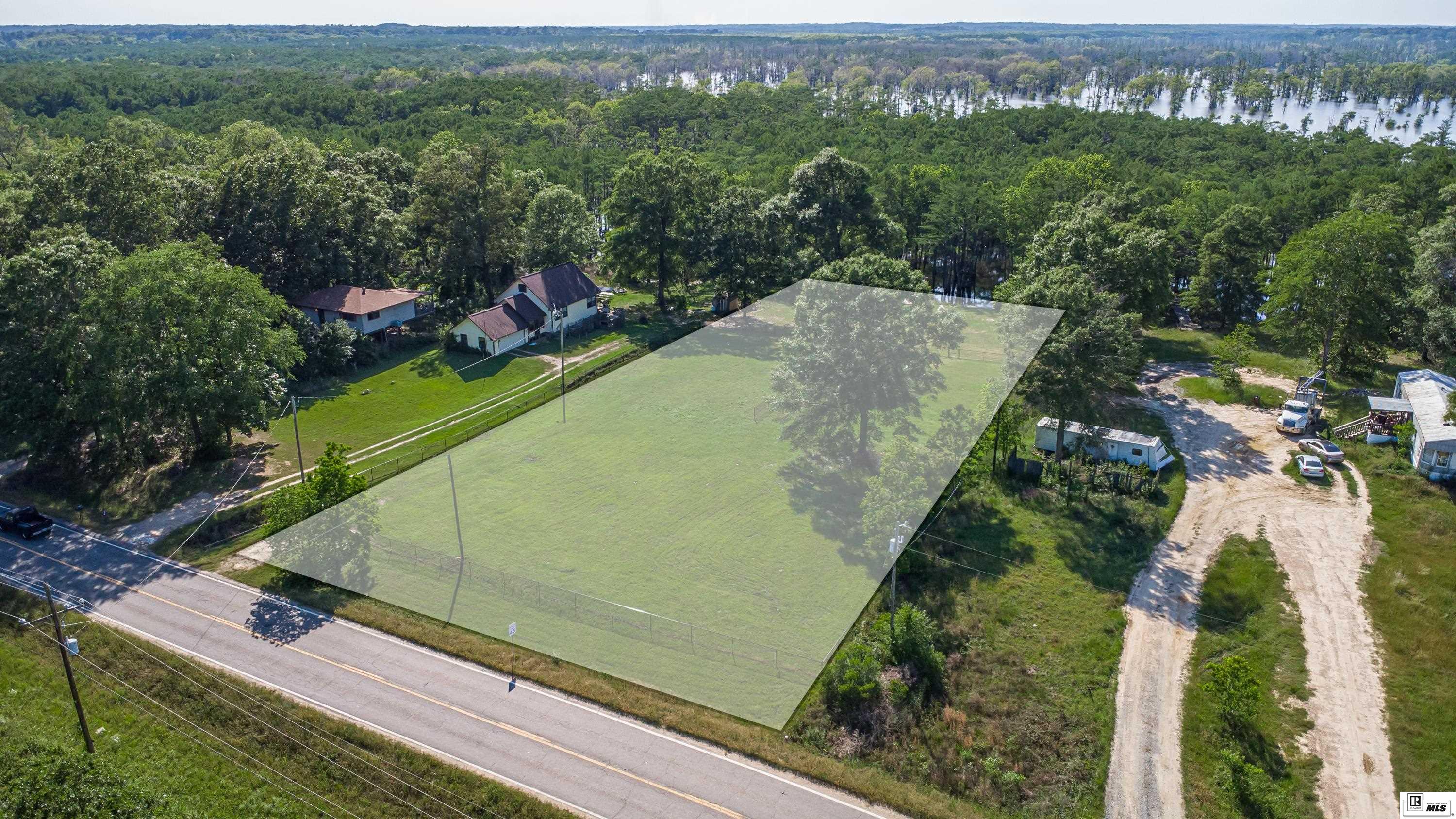 Land in West Monroe