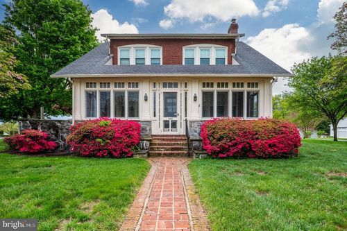 1000 Cherry St, PHOENIXVILLE, PA, 19460-4203 | Card Image