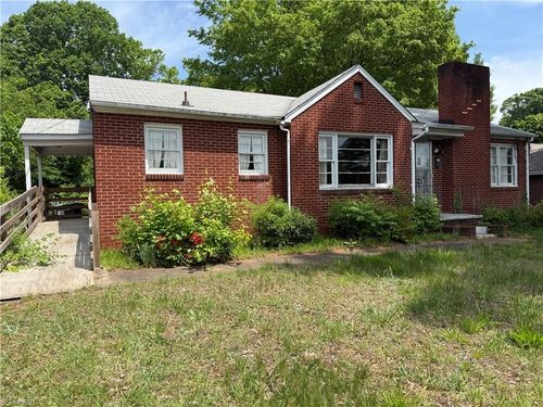1607 Princeton St, Winston-Salem, NC, 27103-5121 | Card Image