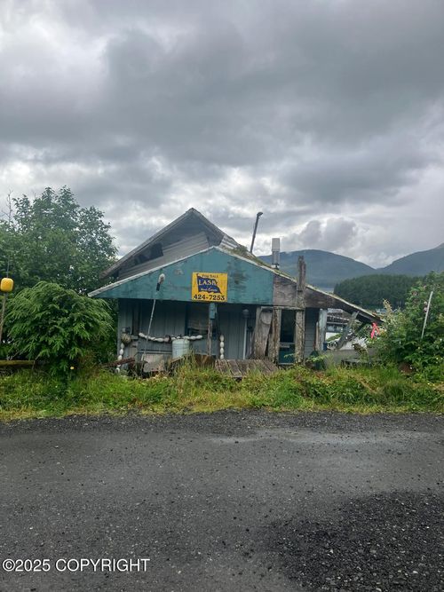 309 Observation Ave, Cordova, AK, 99574 | Card Image