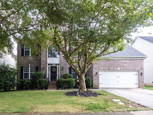 557 Fair Oaks Dr, Fort Mill, SC, 29708-8066 | Card Image