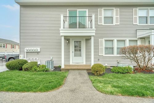 17 Eagle Ln, Fairport, NY, 14450-3309 | Card Image