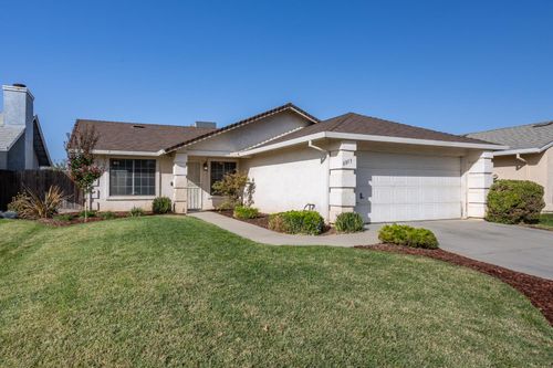 6013 Tennessee Ave, Riverbank, CA, 95367-2956 | Card Image