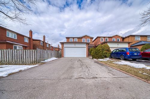 4 Treerun Ave, Scarborough, ON, M1V3K6 | Card Image