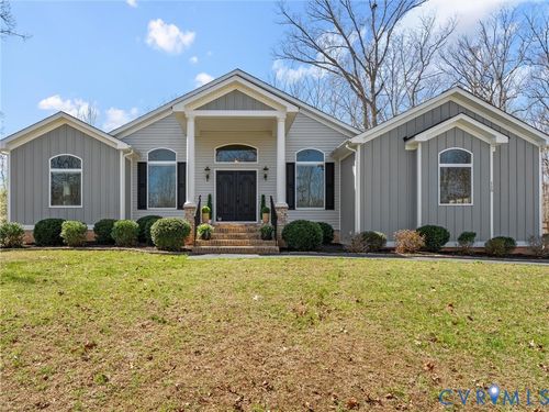 115 Summer Ln, Louisa, VA, 23093-6363 | Card Image