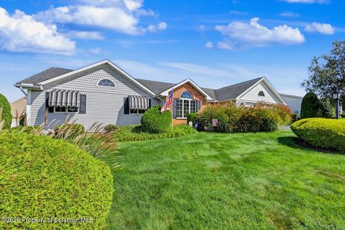425 Thomas Drive, Dunmore, PA, 18512 | Card Image