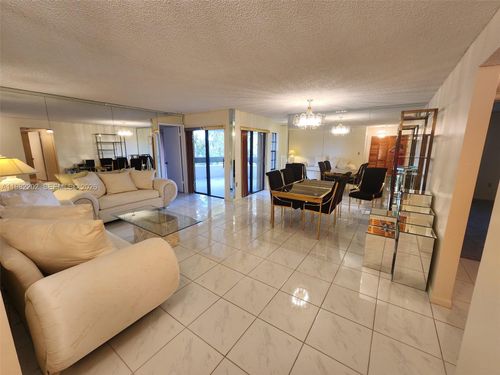 apt-408-8827 Sw 123rd Ct, Miami, FL, 33186-1904 | Card Image