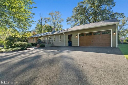 1217 Morningside Ln, ALEXANDRIA, VA, 22308-1042 | Card Image